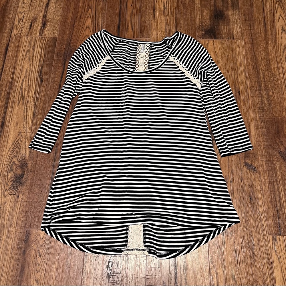 Vanity Striped Black and White Women's Top with lace detail medium